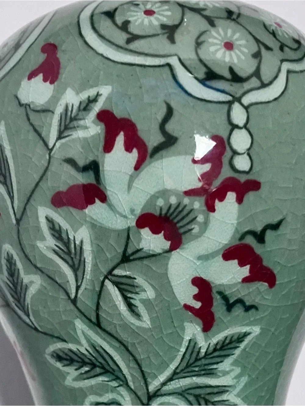 Vintage CELADON KOREAN Sanggam Inlaid MAEBYEONG VASE / Crackle Glaze / SIGNED
